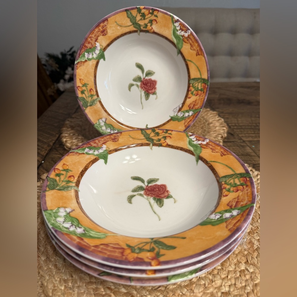 222 Fifth Floral Vintage 1999 Dinnerware bowl Set of 4 Orange and Green Accents